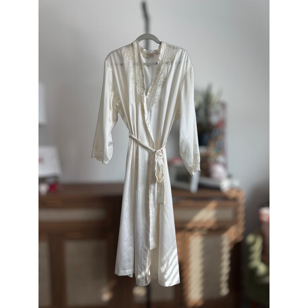 Vintage Victoria's Secret Long Sleeve Lace Trim Robe Cream Women's Size M / L